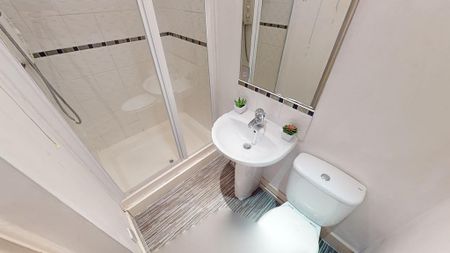 1 bedroom ground floor flat to rent - Photo 2