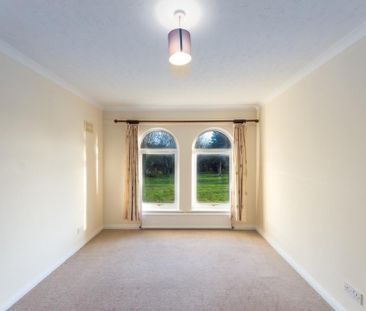 2 bedroom bungalow to rent - Photo 1