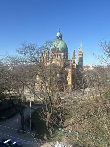 SCHULTZ IMMOBILIEN - Gemütliche Wohnung zu mieten! U-Bahn Nähe! - Photo 3