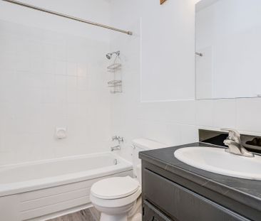 For Lease - 3038 Dundas Street Unit# 3, Toronto, Ontario - Photo 6