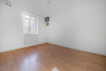 Comber Grove, London, SE5 - Photo 4