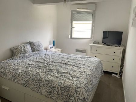 T3 EN RESIDENCE SECURISEE AVEC BALCON ET PARKING - Photo 3