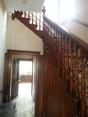 Tidy 5 Bedroom home at a great location - Photo 1