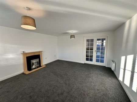 3 bedroom terraced house to rent - Photo 2