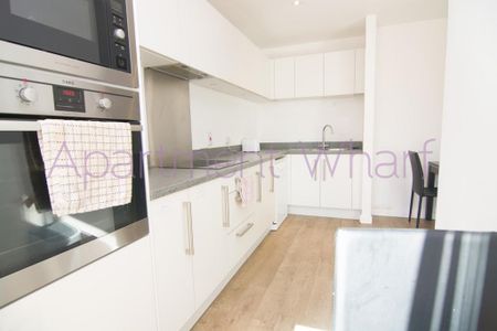 1 bedroom in a flat share to rent - Photo 4