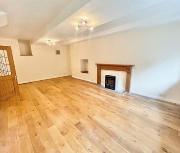 Plympton, Plymouth - Photo 2