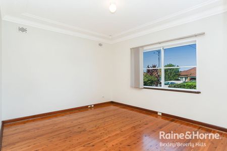 28 Ponyara Road, Beverly Hills, NSW 2209 - Photo 3