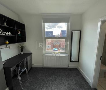 2 bedroom house to rent - Photo 2