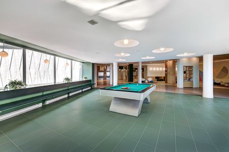 Dorchester Apartments - Photo 2