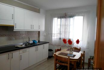 *Se alquila en Guia de Isora casa de de 2 dormitorios