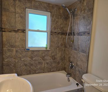 For Lease - 6023 Montrose Road, Niagara Falls, Ontario - Photo 2