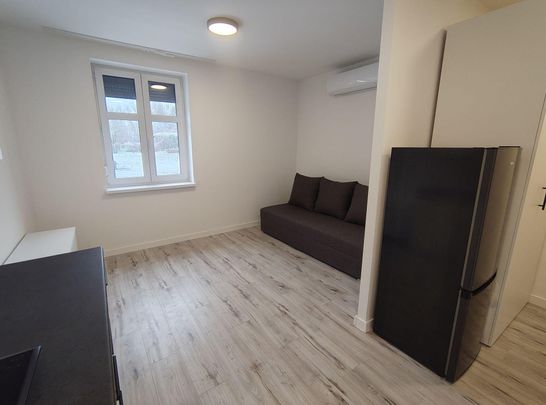 Funkcjonalna kawalerka. 1400 za całość - Фото 1