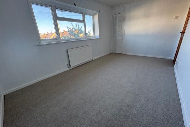 Salisbury Drive, KIDDERMINSTER - Photo 1