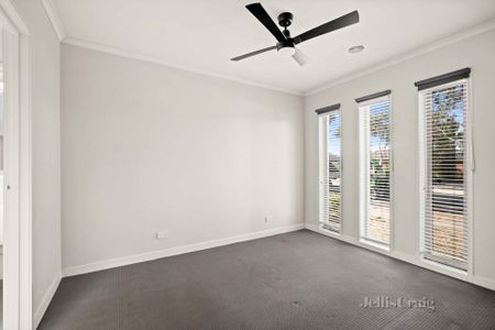 13 Oberon Street, Alfredton - Photo 5