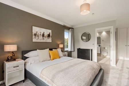 3 bedroom flat to rent - Photo 4