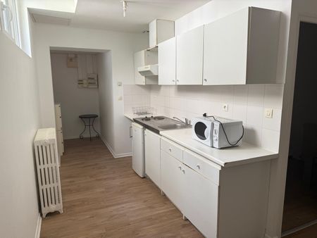 Location Appartement 2 pièces 39m² BORDEAUX 33000 - Photo 5