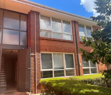 2 / 46 Rosstown Rd, Carnegie - Photo 3