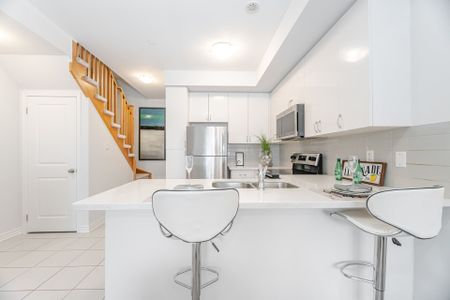 For Lease - 1150 Stroud Lane Unit# 4, Mississauga, Ontario - Photo 4