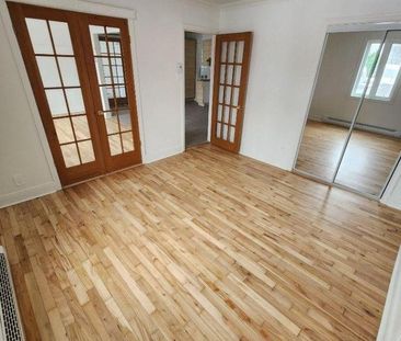 641 Rue des Pétunias, H7X 1G4, Laval - Photo 2