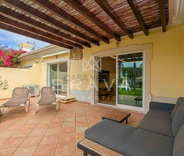 Moradia T2+2 com piscina em condomínio, Vilamoura para Arrendamento... - Photo 5