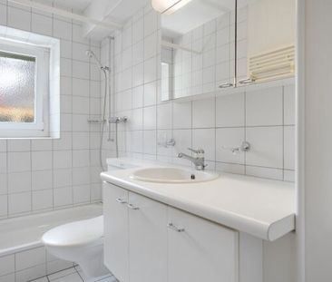 Living in a central location in Burgdorf - Foto 5