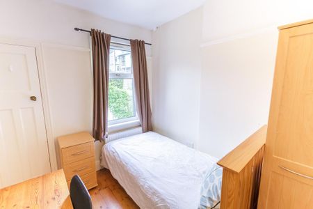 2 St. James' Drive - Photo 3