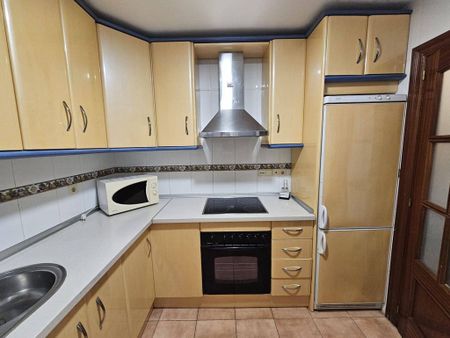 4 bedroom luxury Apartment for rent in Coín, Spain - Photo 4