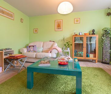 Goed gelegen éénslaapkamer-appartement met terras te Beveren - Foto 2