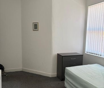 Church Road, CH42 ***ROOM LET*** - Photo 3