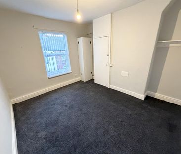 Rosedale Road, Birkenhead - Photo 6