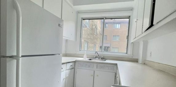 2 CH - 1 SDB - Dorval - $1,395 /mo - Photo 2