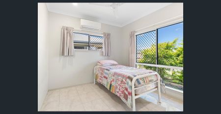 Modern Family Living with Mountain Views - Photo 4