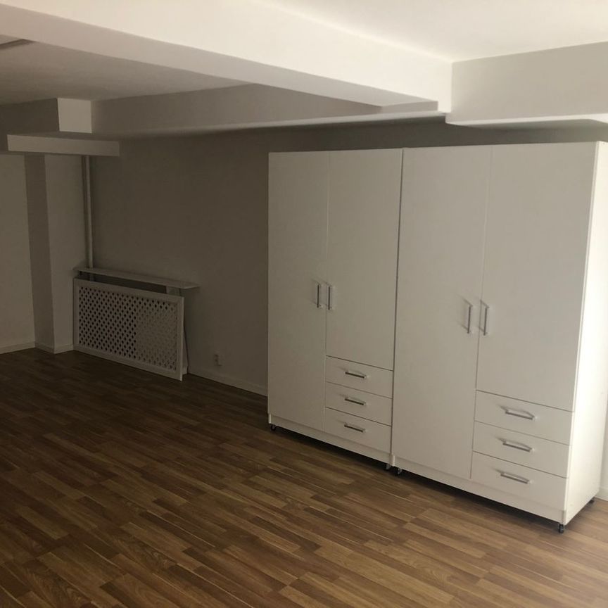 Örbyvägen, Skene - Foto 1