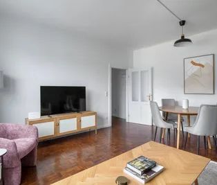 Blueground ID333, Innere Stadt - Foto 1