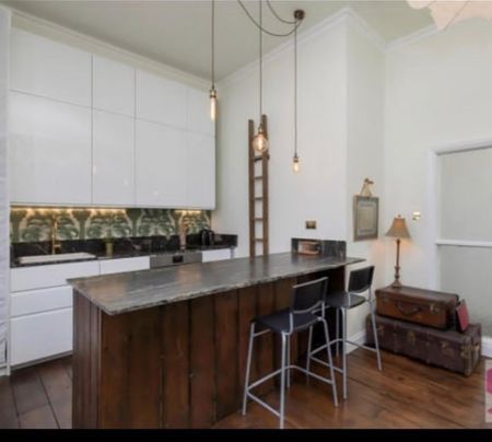 1 Bed Flat, Park Crescent, BN2 - Photo 2