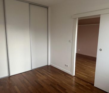 Location Appartement 2 pièces 38m² ANNECY 74000 - Photo 2