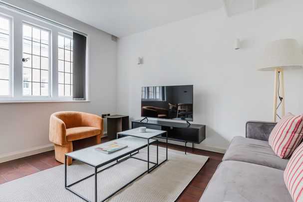 47 Cleveland Street - Photo 1