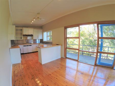 20 Grandview Drive, Newport NSW 2106 - House For Rent | Domain - Photo 2