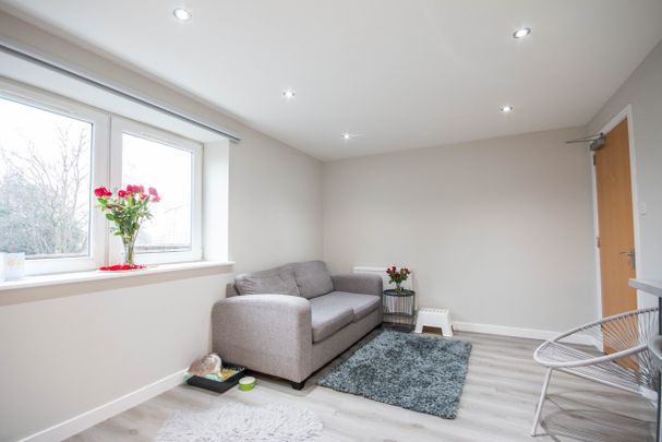 2761L - North Pilrig Heights, Edinburgh, EH6 5FF - Photo 1
