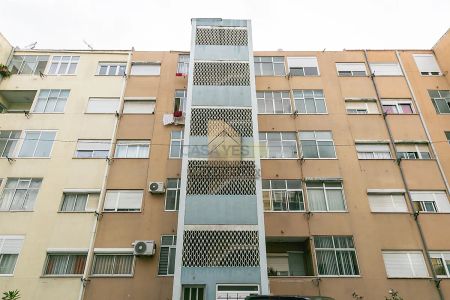 Apartment T2 in Corroios, Seixal - Photo 4