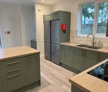 6 Bed Semi-Detached House, Fishponds Road, BS16 - Photo 1