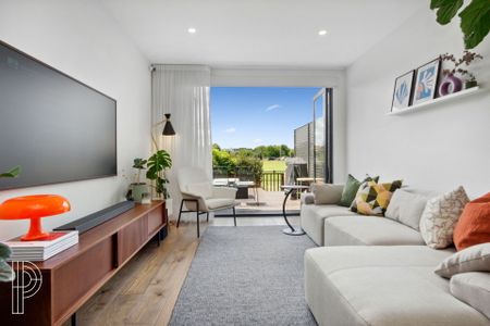 Live in the Vibrant Heart of Braddon - Photo 5