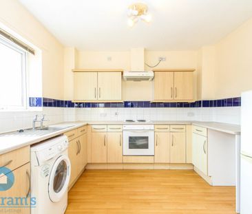 2 bed Apartment for Rent - Photo 2