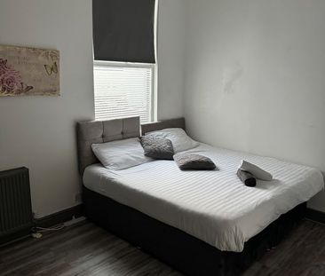 Room in a Shared House, Ellel Grove, L6 - Photo 3