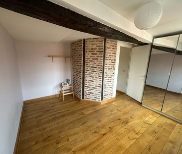 Location Appartement 3 pièces 82m² - Photo 3