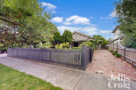 27 Boston Avenue, Malvern East - Photo 2