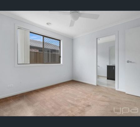 37 Coltan Avenue, Cobblebank, Vic 3338 - Photo 1