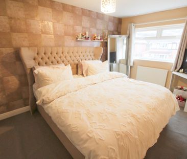 Palatine Close, WN3, Wigan - Photo 5