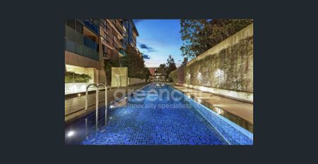 EAST FACING BRIGHT & PRIVATE ONE BEDROOM APARTMENT - Photo 2