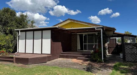 3 Bedrooms on Full Site - Photo 3